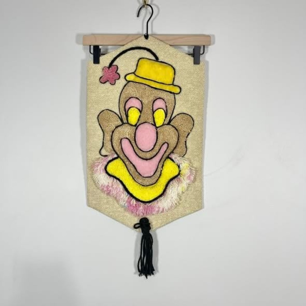 VTG Circus Clown Punch Needle Wall Art‎ Pink Yellow Funky Quirky Retro Flower